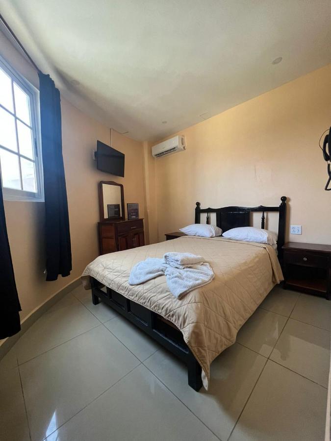 La Cubana Hotel & Suites Колон Екстер'єр фото