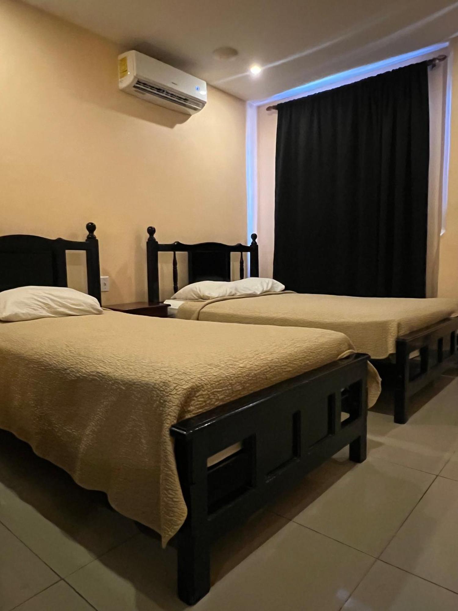 La Cubana Hotel & Suites Колон Екстер'єр фото